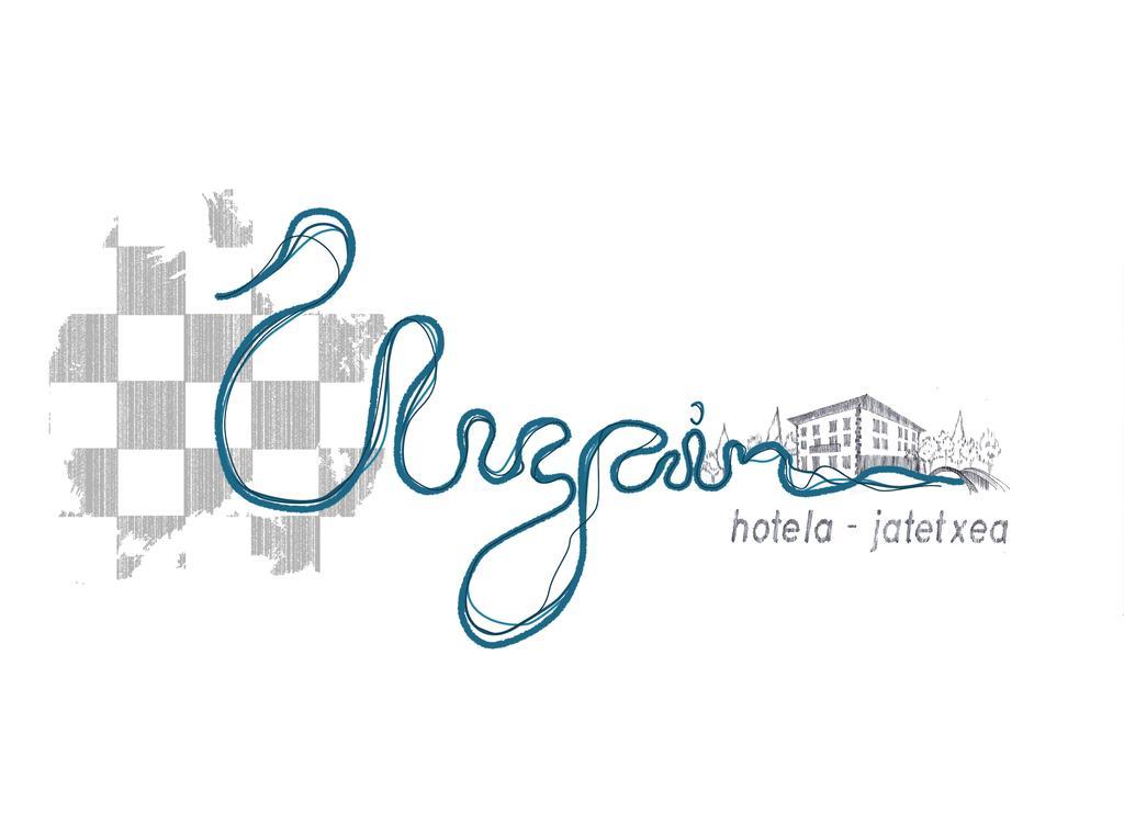 Hotel Urgain Оронос-Мугайре Экстерьер фото
